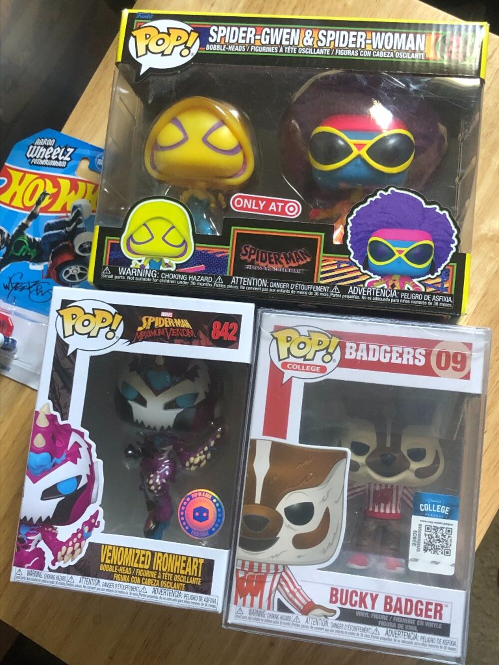 Funko Pop Bundle (see pictures)